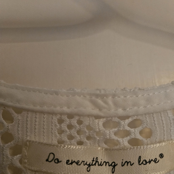 Do Everything in Love White Lace Top - Picture 4 of 6